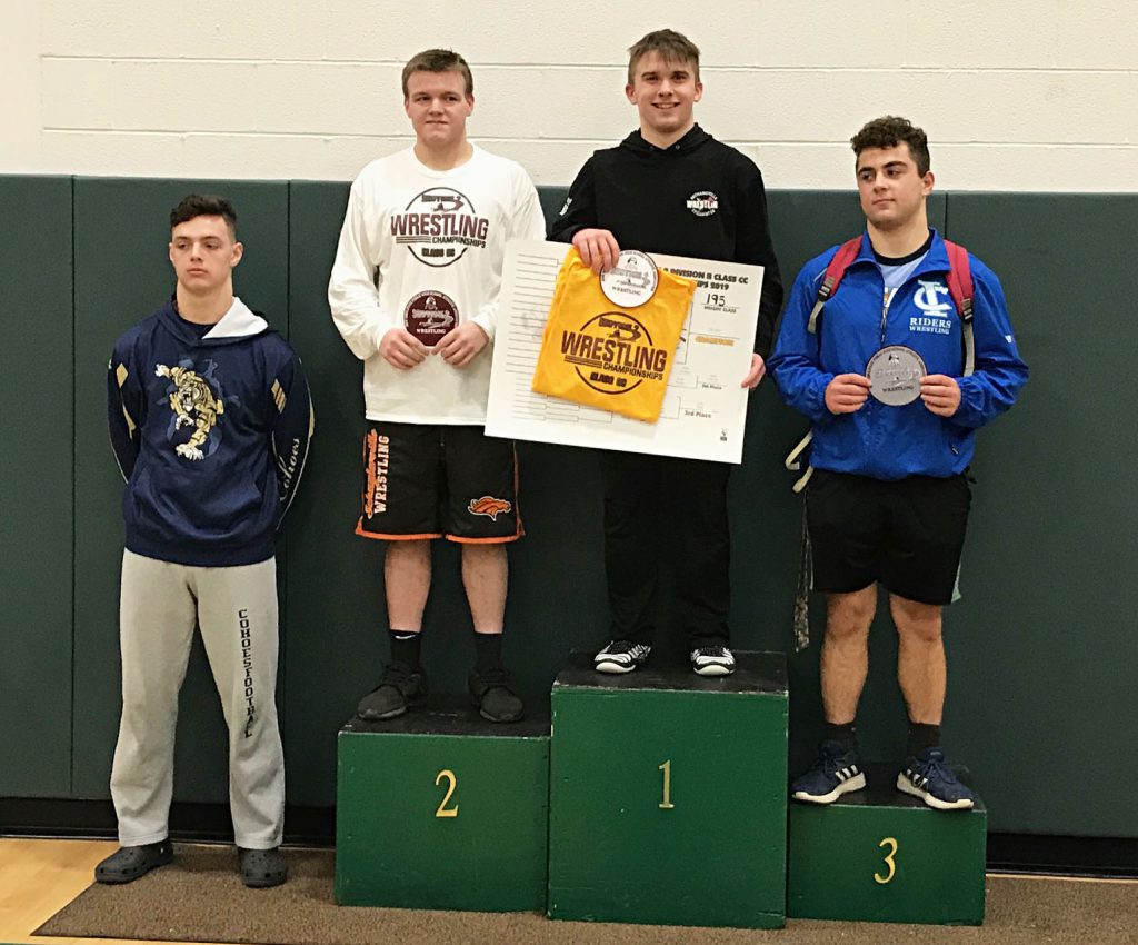 Senior Nick Mayo to compete in Section 2 wrestling state qualifier